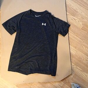 NWOT Under Armour dri fit tshirt